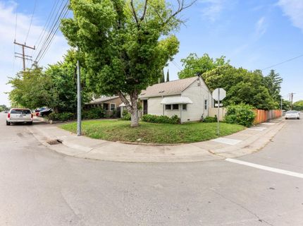 2699 Grove Ave, Sacramento, CA 95815 Photo