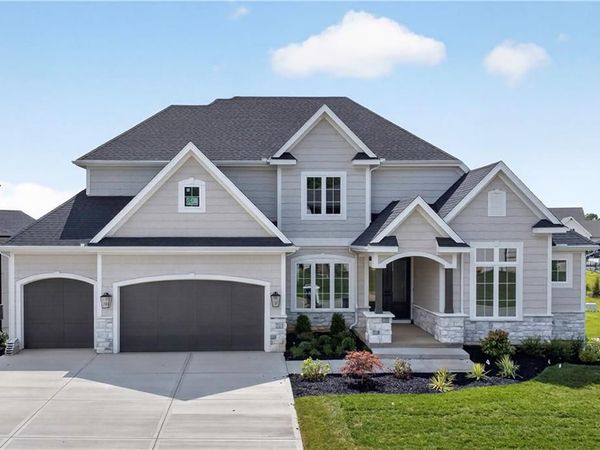 16924 Futura Street, Overland Park, KS 66085