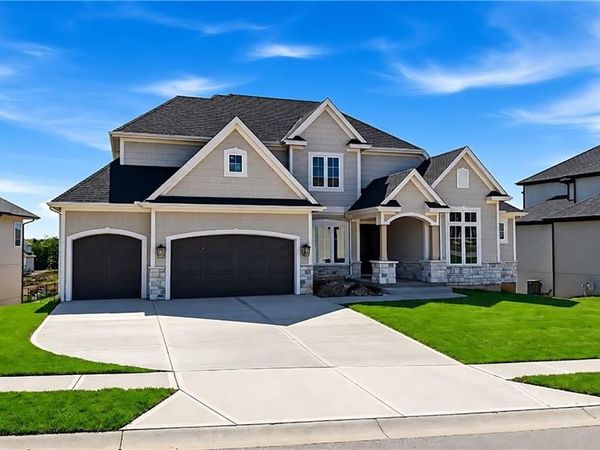 16924 Futura Street, Overland Park, KS 66085