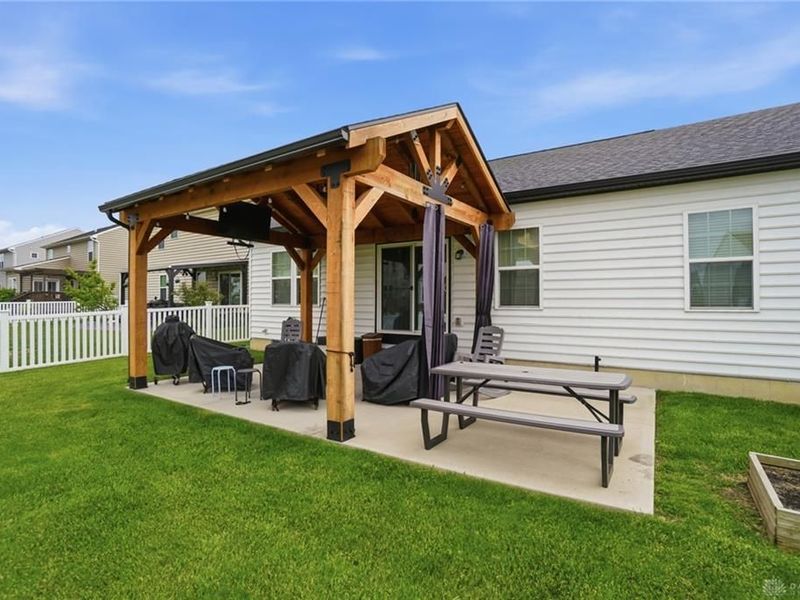 1200 Scarlet Oak Drive, Tipp City, OH 45371 Photo 68