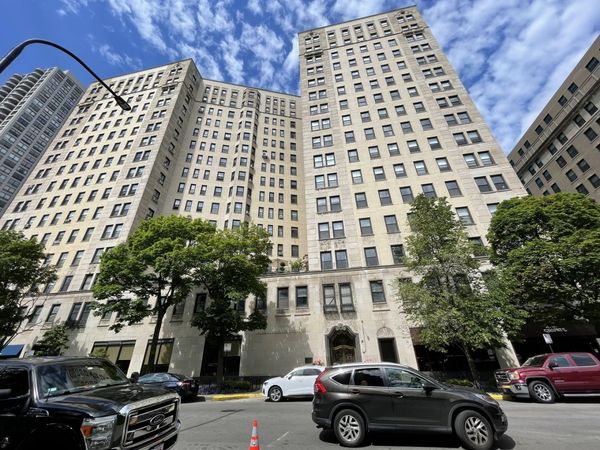2000 N Lincoln Park West , Unit 815, Chicago, IL 60614