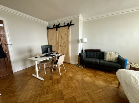 Main Photo