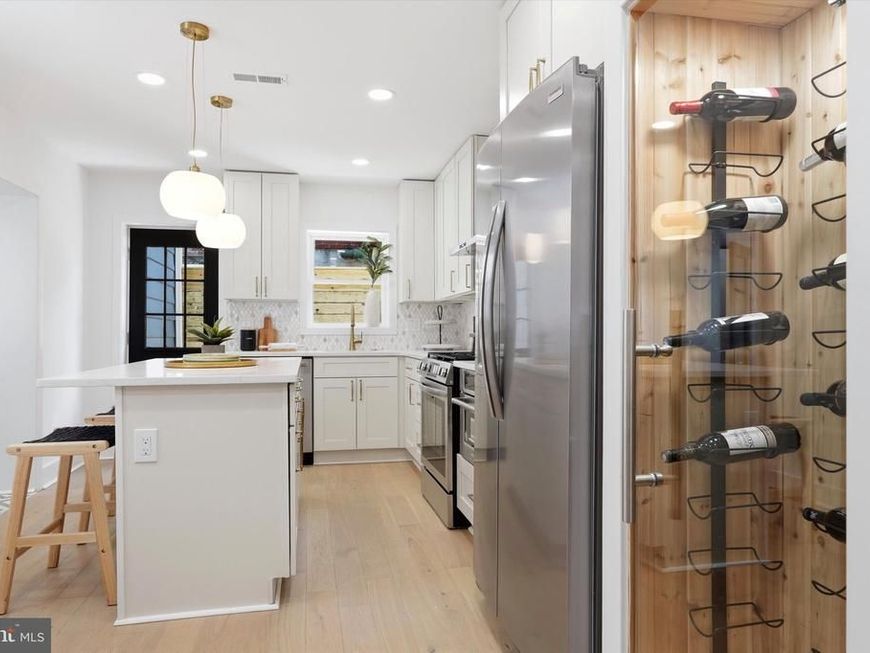 726 Morris Street, Philadelphia, PA 19148 Main Photo