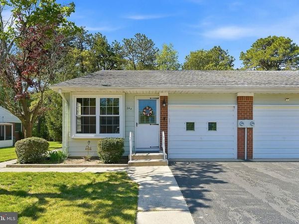 24 SALEM DRIVE, WHITING, NJ 08759