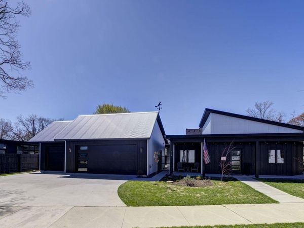 604 Lake Avenue, Traverse City, MI 49684