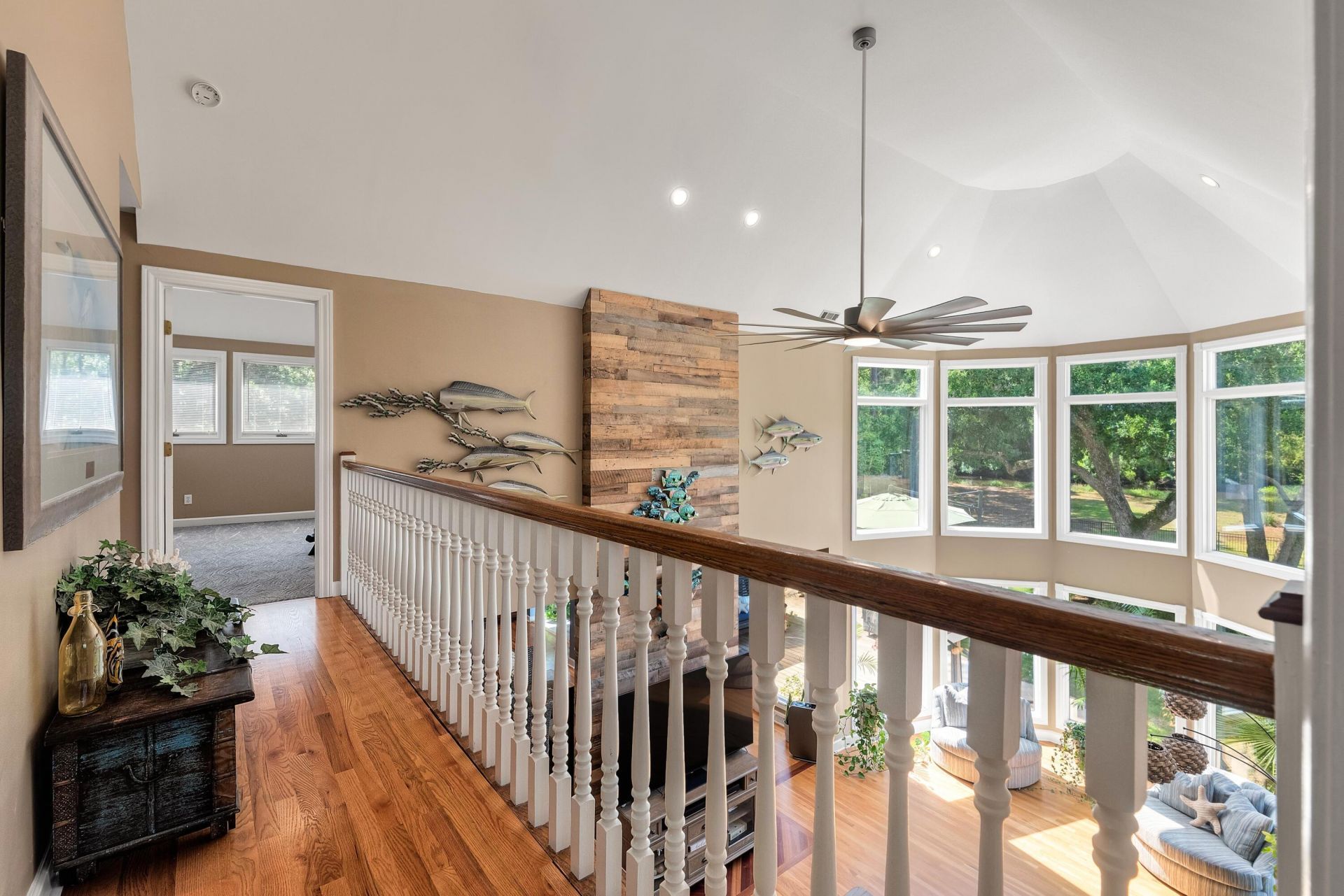 975 Mayfield Street Photo 36