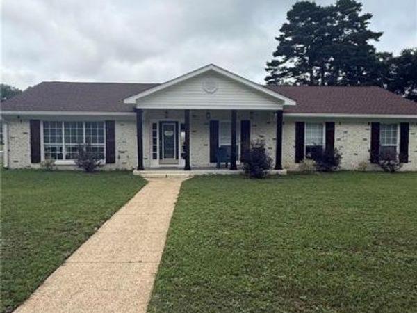 6208 Pine Needle Drive S, Mobile, AL 36609