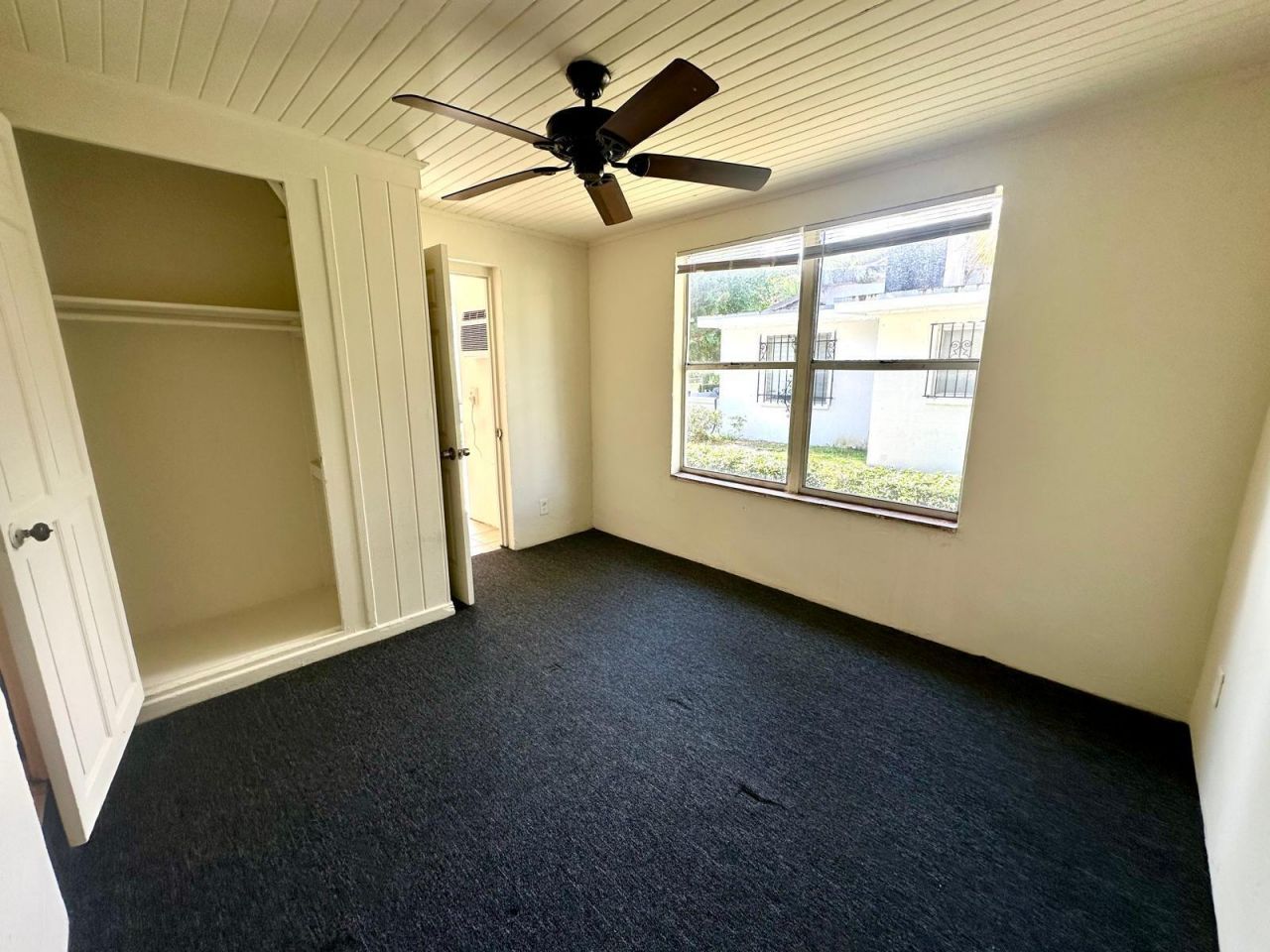 633 40th Street, West Palm Beach, FL 33407 Photo
