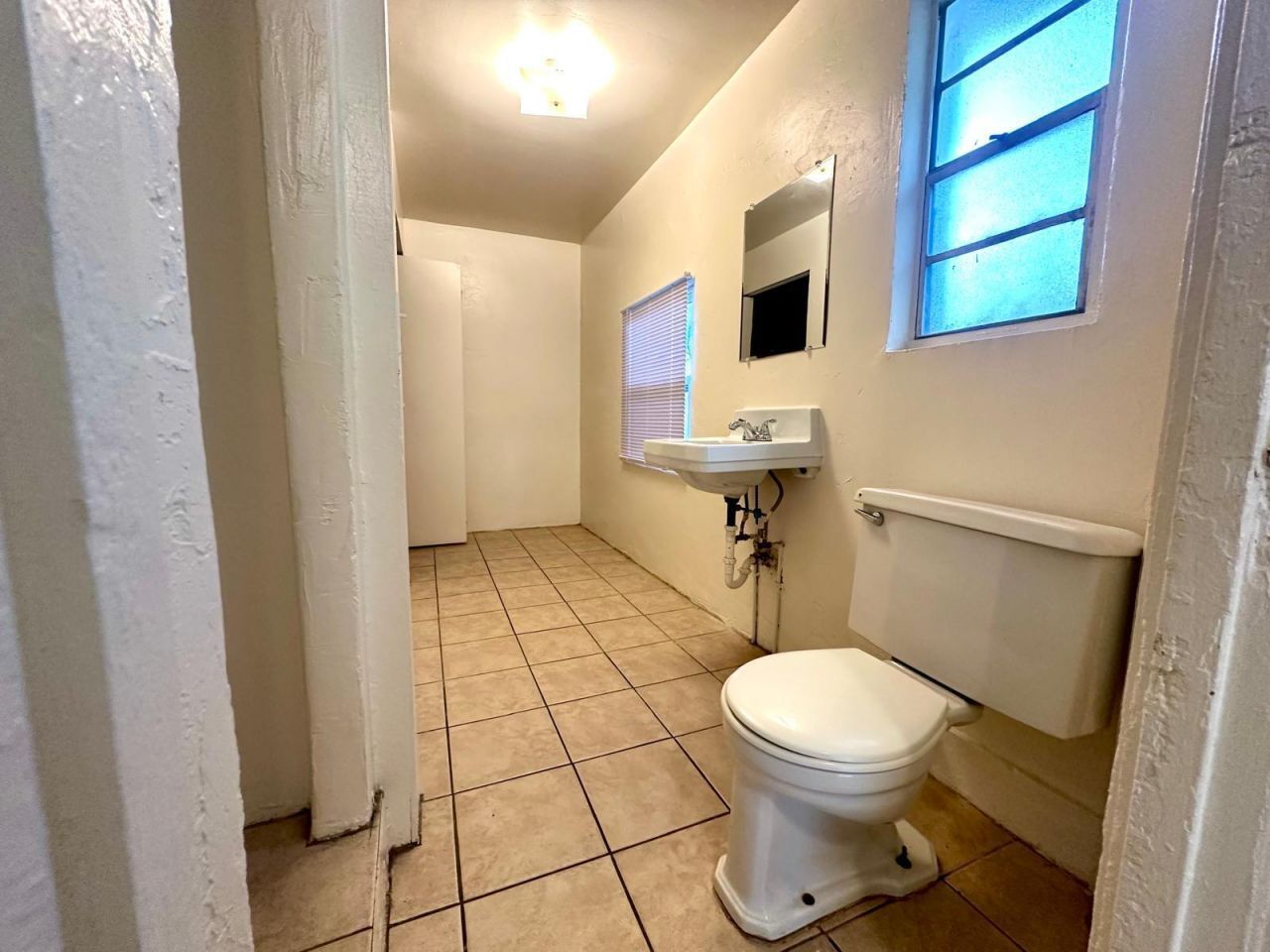 633 40th Street, West Palm Beach, FL 33407 Photo