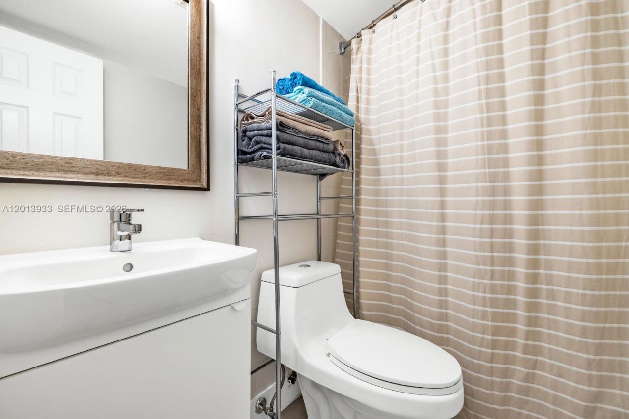 290 Sunrise Dr , Unit 312, Key Biscayne, FL 33149 Photo