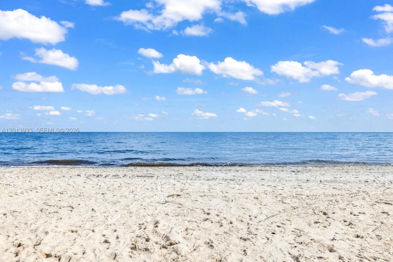 290 Sunrise Dr , Unit 312, Key Biscayne, FL 33149 Photo