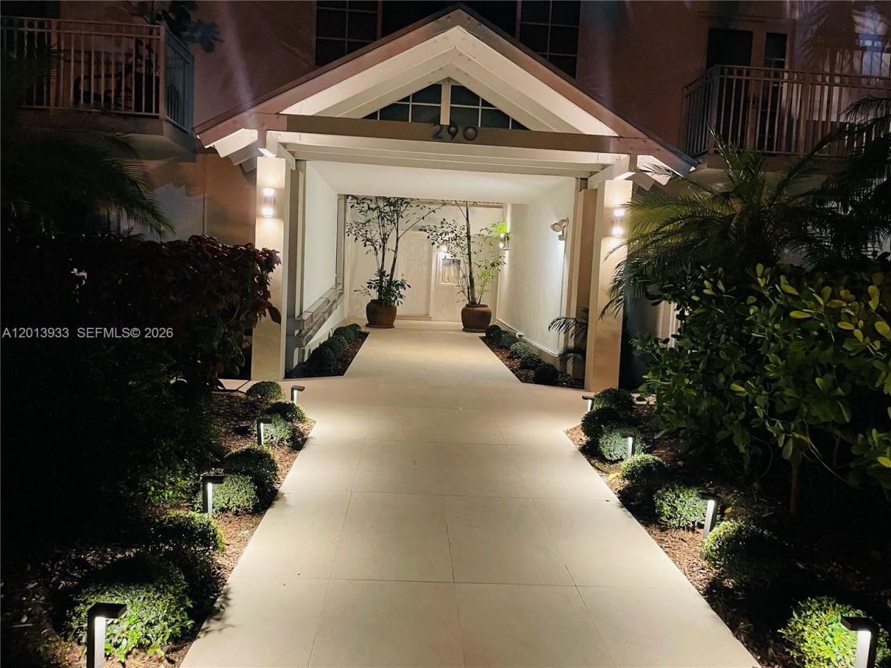 290 Sunrise Dr , Unit 312, Key Biscayne, FL 33149 Photo