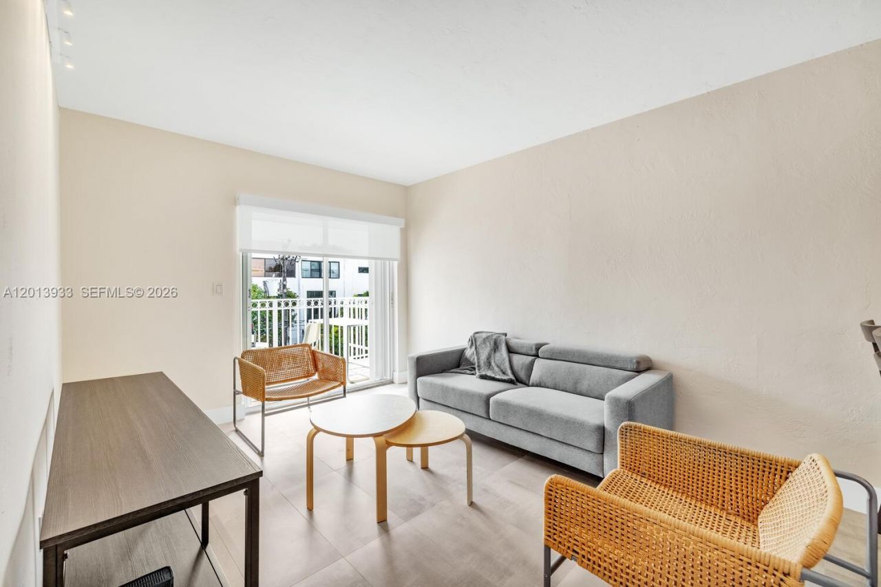 290 Sunrise Dr , Unit 312, Key Biscayne, FL 33149 Photo