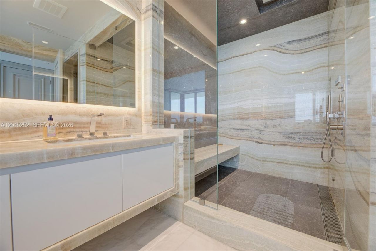 17901 Collins Ave, Unit 3103, Sunny Isles Beach, FL 33160 Photo
