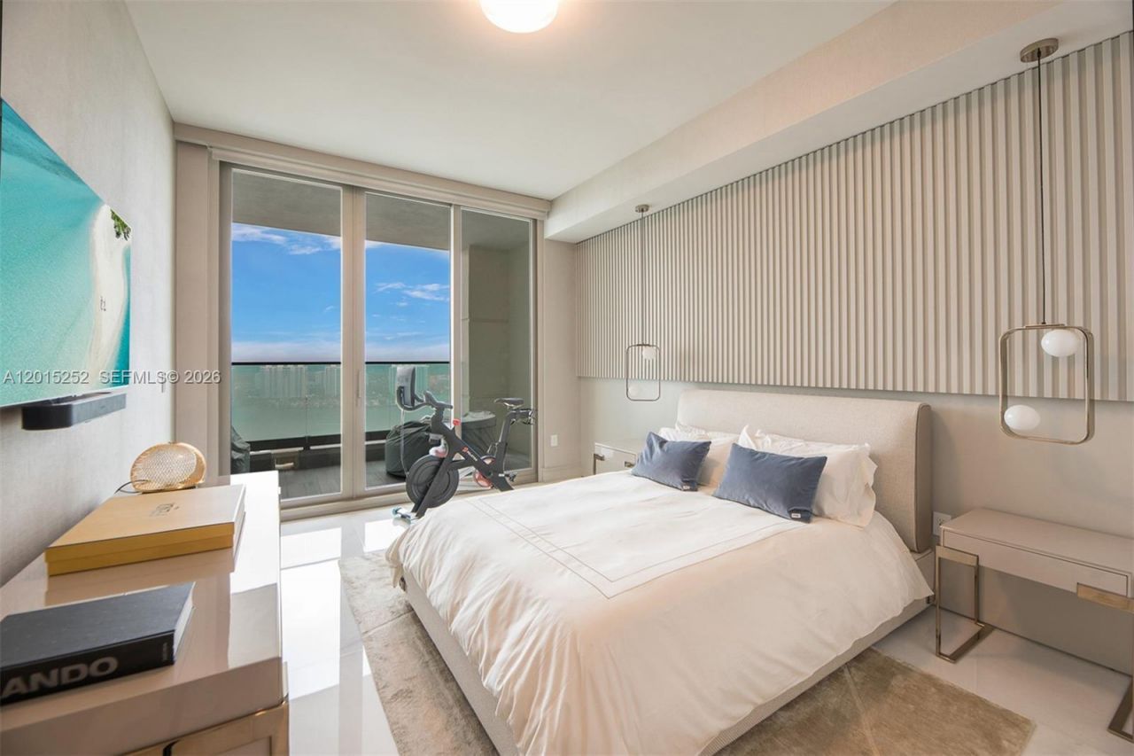 17901 Collins Ave, Unit 3103, Sunny Isles Beach, FL 33160 Photo