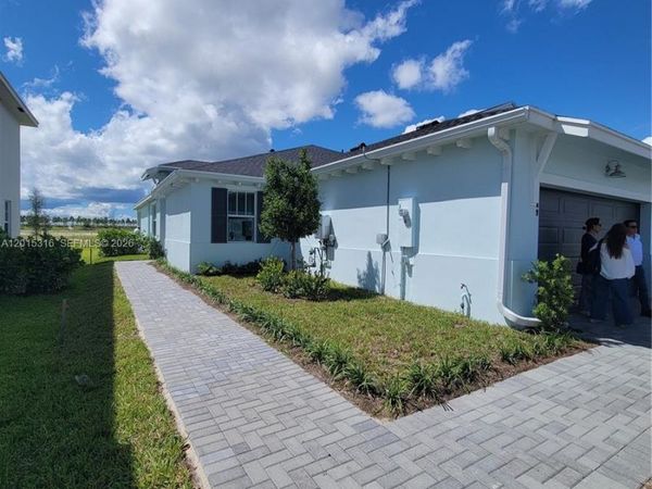 1689 Whistlegrass Ln , Unit 1689, Loxahatchee, FL 33470