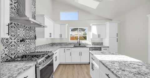 136 York Way, Sparks, NV 89431 Photo