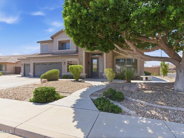 8629 W SALTER Drive, Peoria, AZ 85382