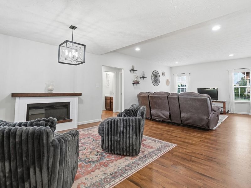 1200 Scarlet Oak Drive, Tipp City, OH 45371 Photo 11