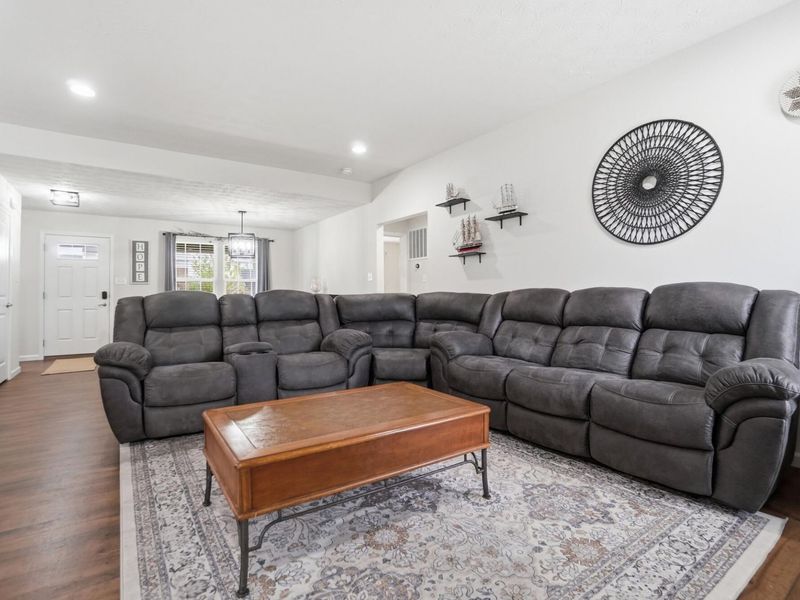 1200 Scarlet Oak Drive, Tipp City, OH 45371 Photo 17