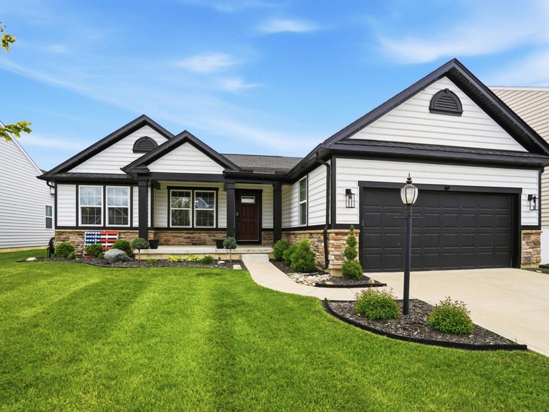 1200 Scarlet Oak Drive, Tipp City, OH 45371 Photo 4