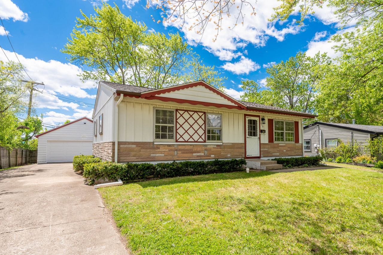 610 Orton Avenue, Wauconda, IL 60084 Main Photo