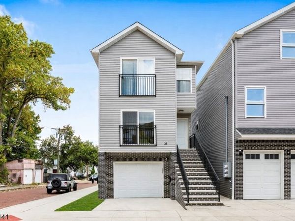 54 Holland St, Newark, NJ 07103
