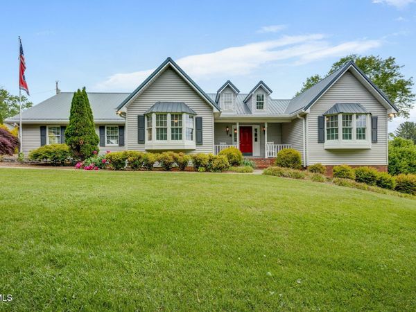 437 South Central Avenue, Church Hill, TN 37642