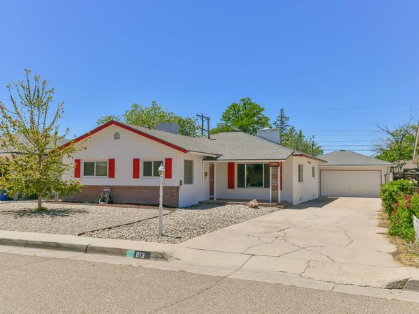813 Hermosa Drive NE, Albuquerque, NM 87110