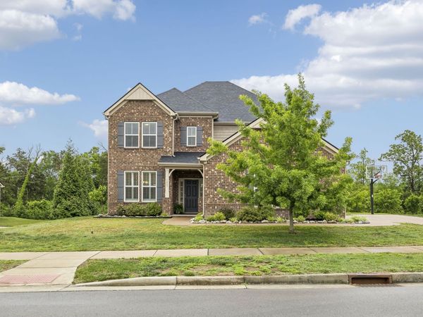 1237 Cressy Ln, Brentwood, TN 37027