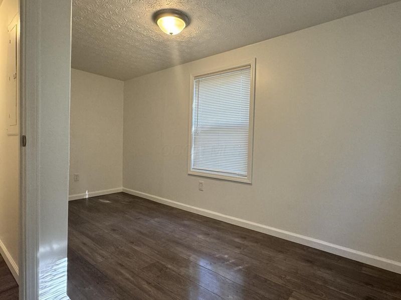 1206 Eureka Boulevard , Columbus, OH 43223 Photo 8
