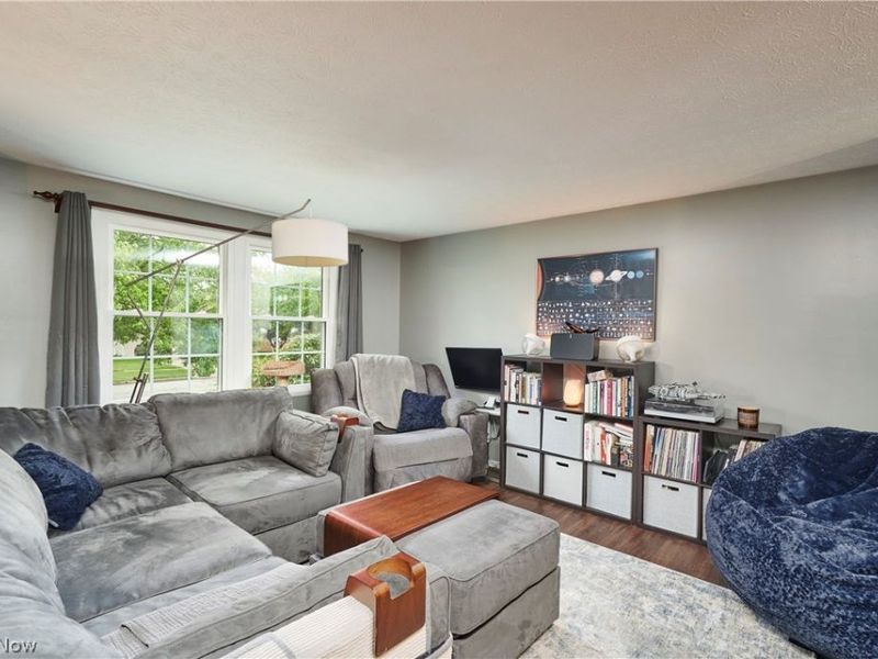 344 Silver Meadows Boulevard, Kent, OH 44240 Photo 4
