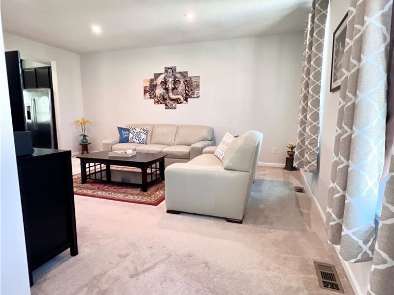4025 N Steels Circle, Stow, OH 44224 Photo 7