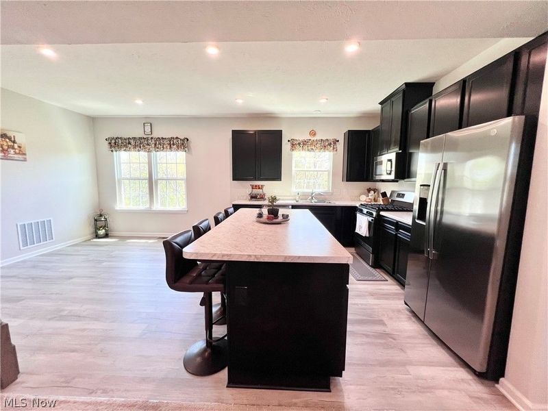 4025 N Steels Circle, Stow, OH 44224 Photo 9