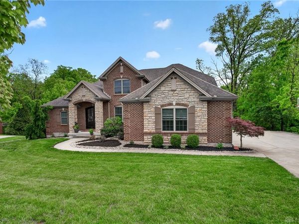 7116 Copperwood Court, Springboro, OH 45066