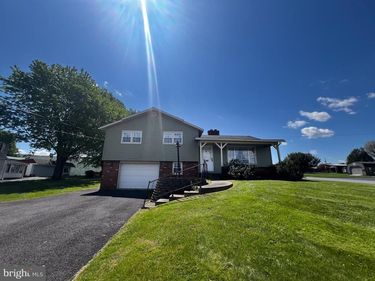 4338 E MAIN STREET, BELLEVILLE, PA 17004
