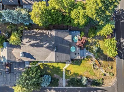 1341 Peninsula Drive, Lake Almanor, CA 96137 Photo