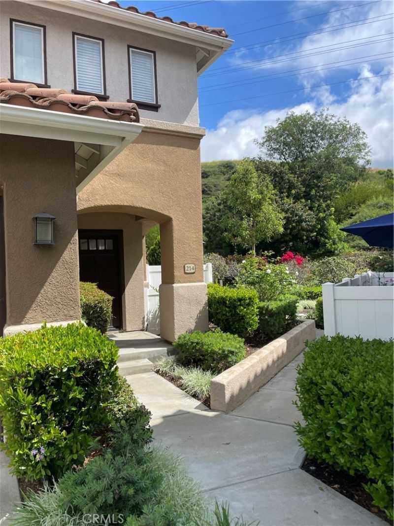 214 Valley View, Mission Viejo, CA 92692 Main Photo