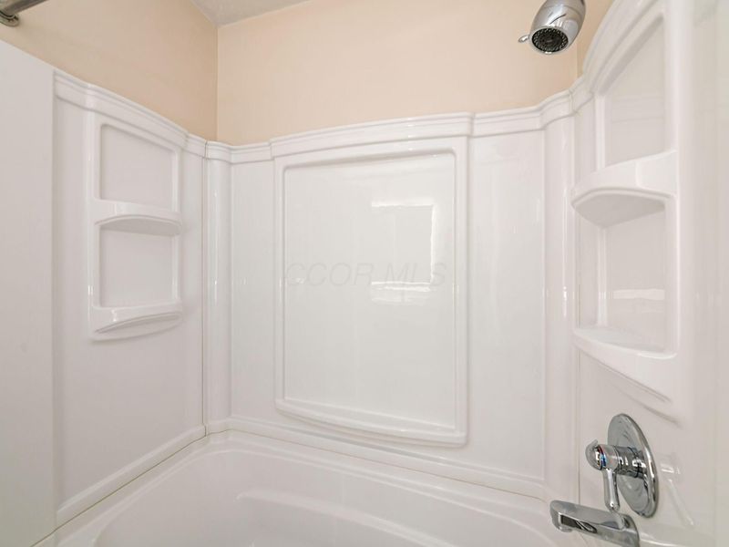 297 E Clearview Avenue, Worthington, OH 43085 Photo 19