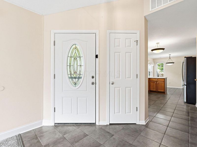 5183 Baker Ridge Drive, Columbus, OH 43228 Photo 11