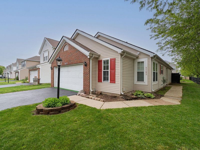 5183 Baker Ridge Drive, Columbus, OH 43228 Photo 4