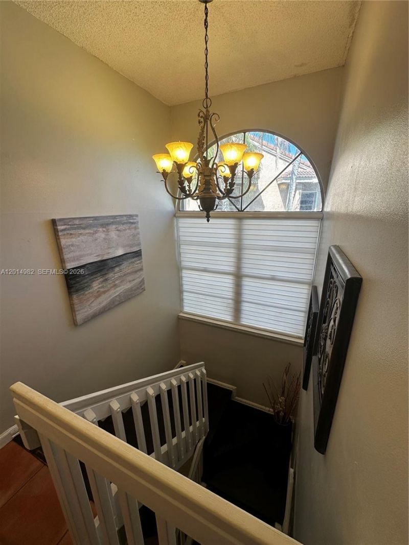 8211 NW 191st Ln, Unit 35L, Hialeah, FL 33015 Photo