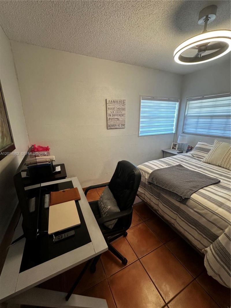 8211 NW 191st Ln, Unit 35L, Hialeah, FL 33015 Photo