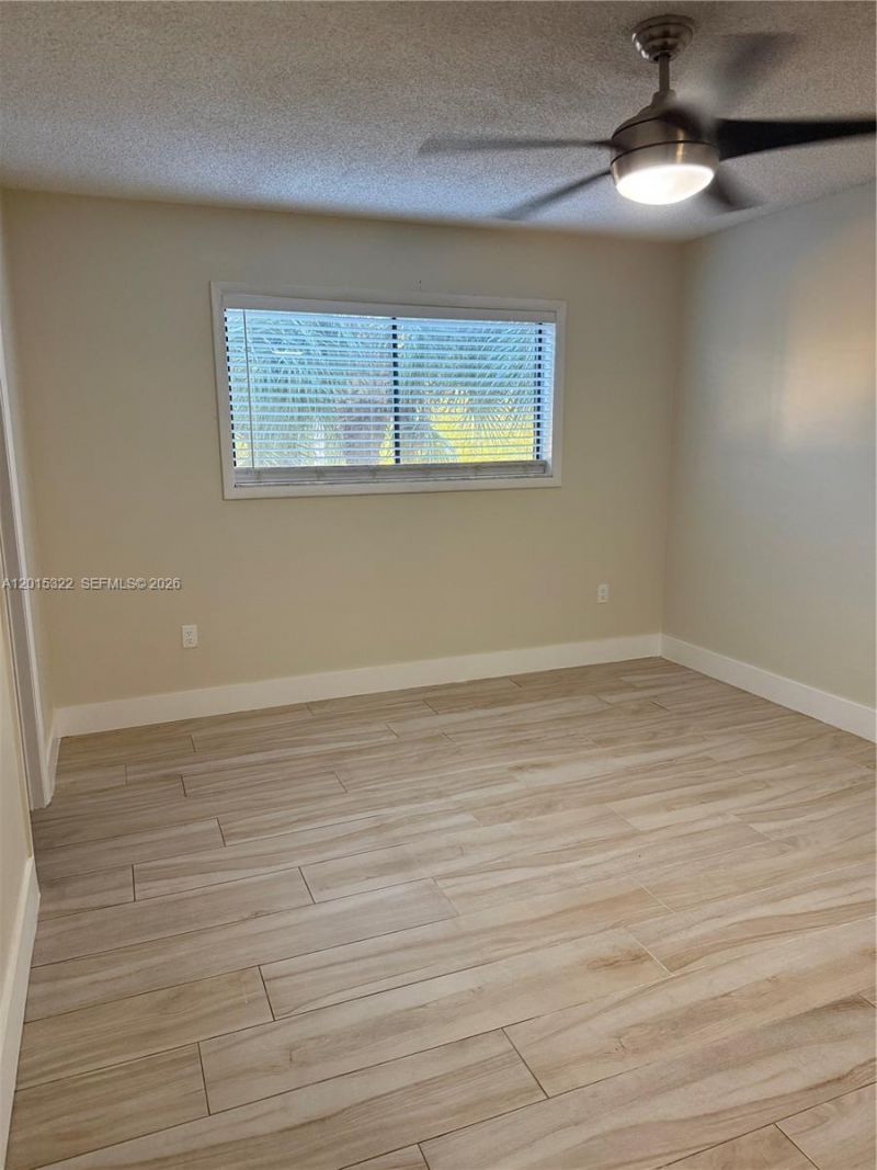 5490 W 21st Ct , Unit 308, Hialeah, FL 33016 Photo