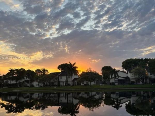 317 NW 109th Ave , Pembroke Pines, FL 33026