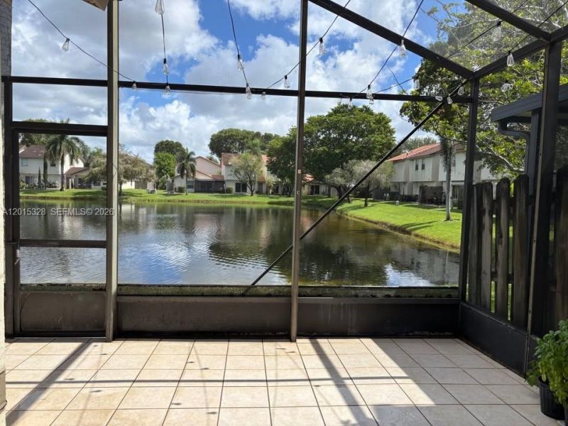 317 NW 109th Ave , Pembroke Pines, FL 33026 Photo