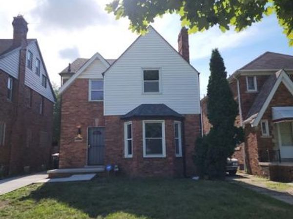 17377 PENNINGTON Drive , Detroit, MI 48221