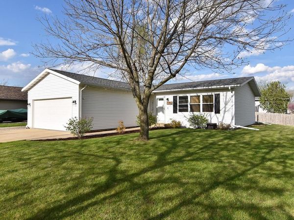 6043 245th AVENUE, Salem, WI 53168