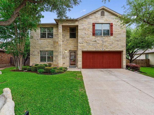219 Wildwood DR, Georgetown, TX 78633