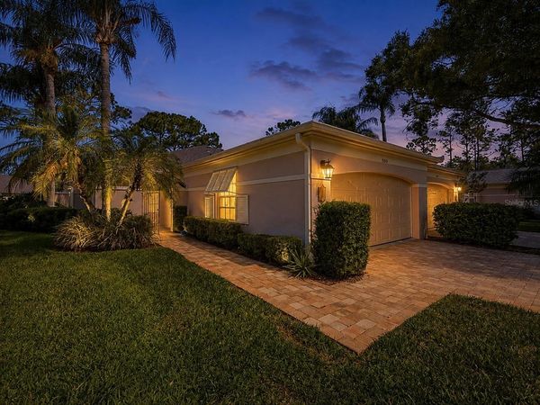 5526 CHANTECLAIRE, Unit 31, SARASOTA, FL 34235